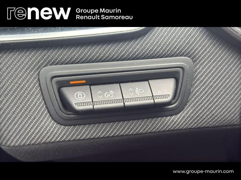 Photo 19 de l’annonce de RENAULT Clio d’occasion à vendre à SAMOREAU