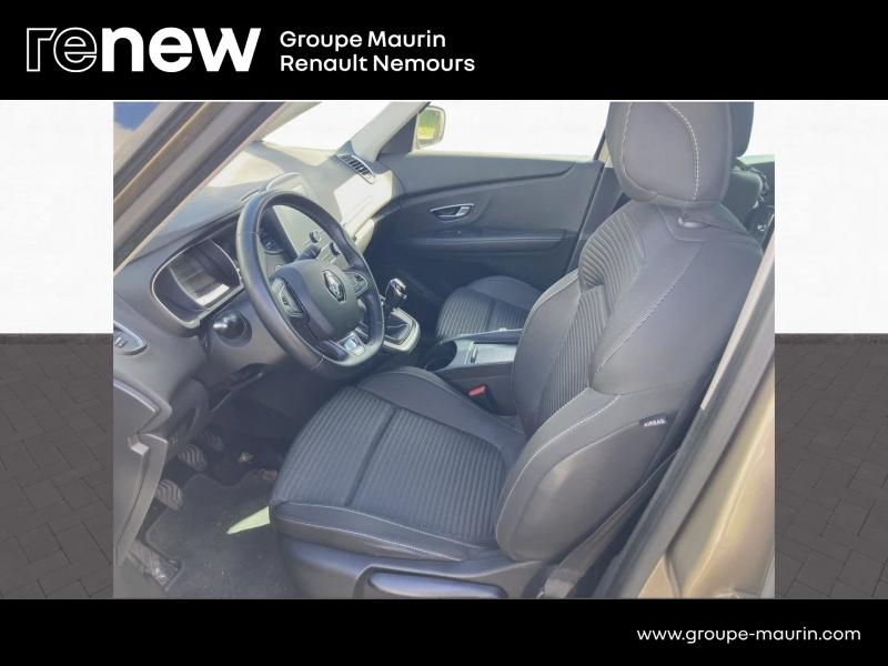 Photo 6 de l’annonce de RENAULT Scenic d’occasion à vendre à SAINT PIERRE LES NEMOURS