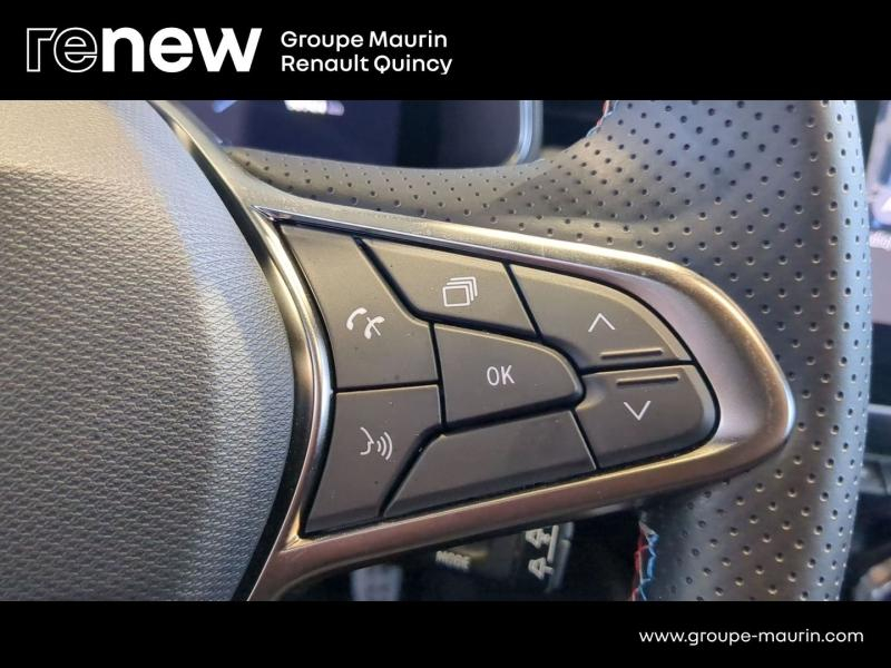 Photo 18 de l’annonce de RENAULT Clio d’occasion à vendre à QUINCY-SOUS-SÉNART