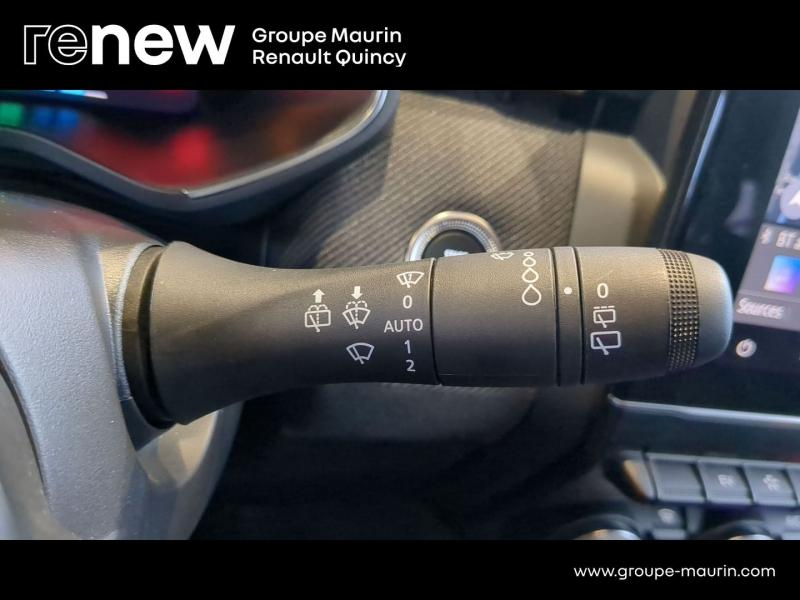 Photo 20 de l’annonce de RENAULT Clio d’occasion à vendre à QUINCY-SOUS-SÉNART