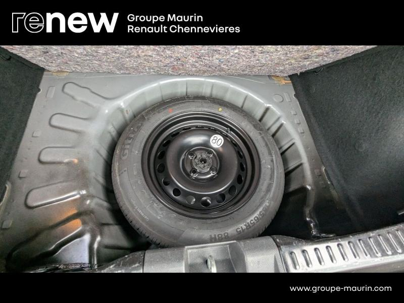 Photo 13 de l’annonce de DACIA Sandero d’occasion à vendre à CHENNEVIÈRES-SUR-MARNE