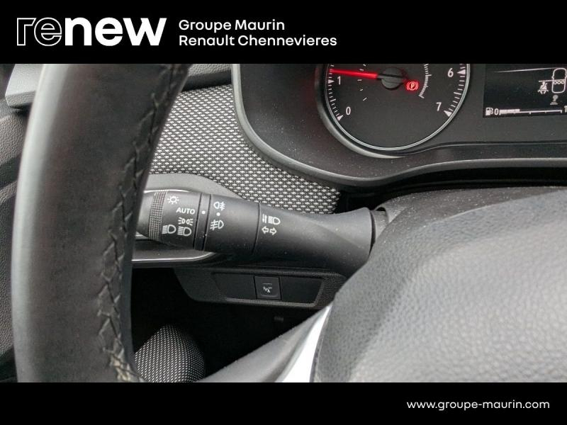 Photo 18 de l’annonce de DACIA Sandero d’occasion à vendre à CHENNEVIÈRES-SUR-MARNE