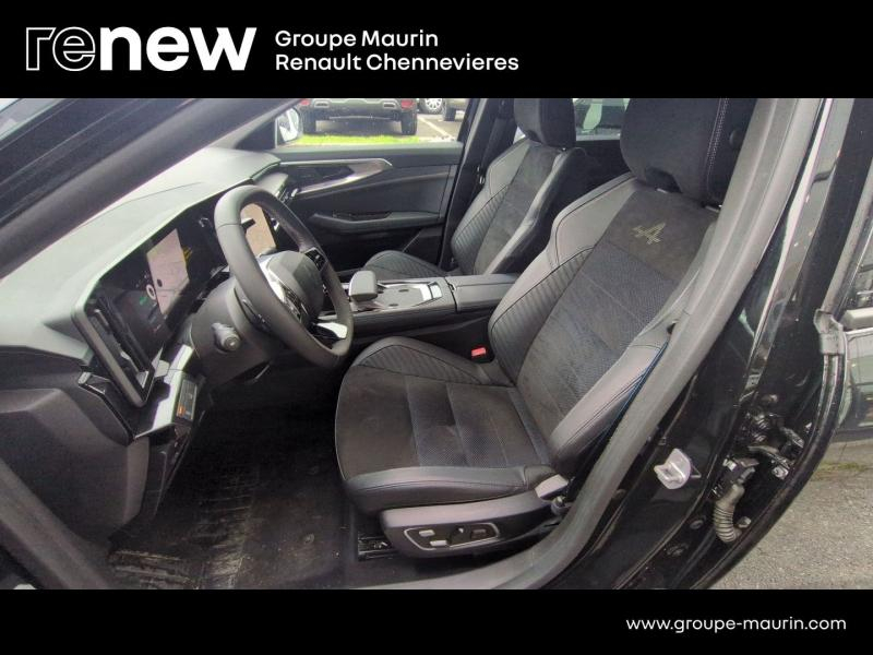 Photo 10 de l’annonce de RENAULT  d’occasion à vendre à CHENNEVIÈRES-SUR-MARNE