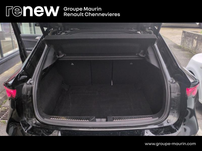 Photo 13 de l’annonce de RENAULT  d’occasion à vendre à CHENNEVIÈRES-SUR-MARNE