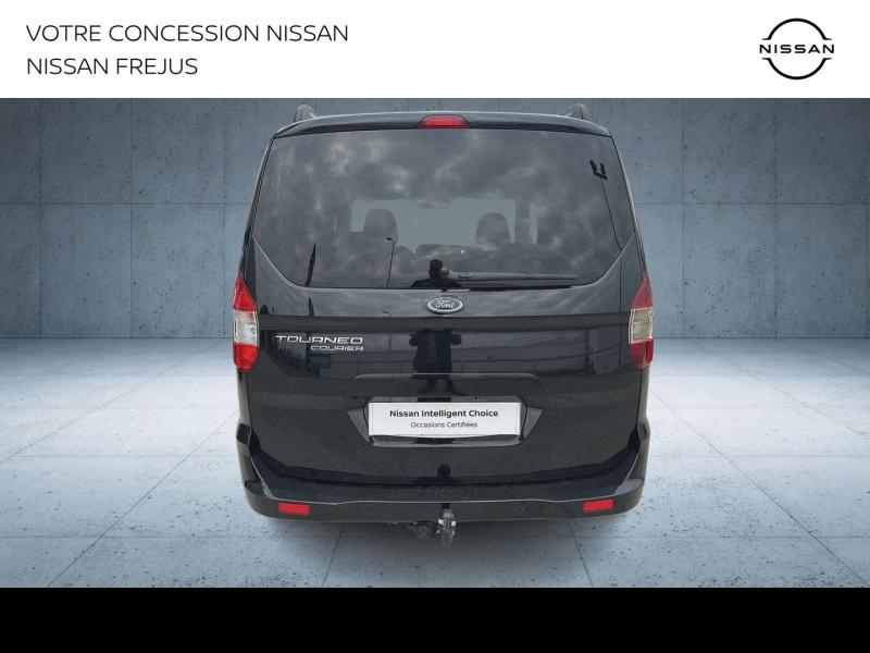 Photo 6 de l’annonce de FORD Tourneo Courier d’occasion à vendre à FRÉJUS