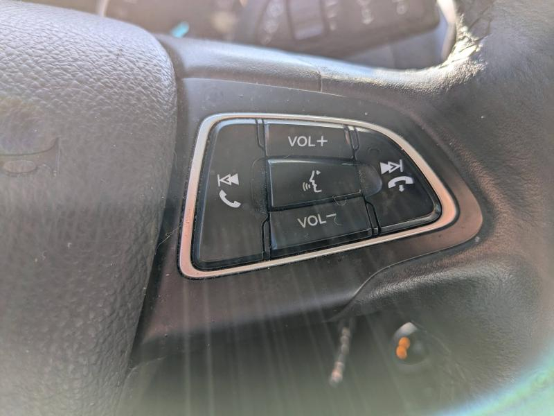 Photo 19 de l’annonce de FORD EcoSport d’occasion à vendre à DRAGUIGNAN