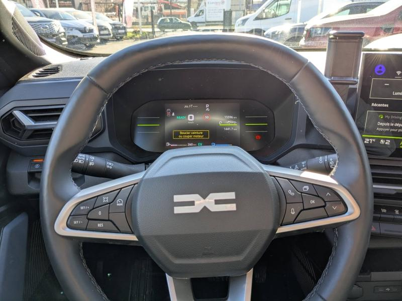 Photo 13 de l’annonce de DACIA Duster d’occasion à vendre à DRAGUIGNAN