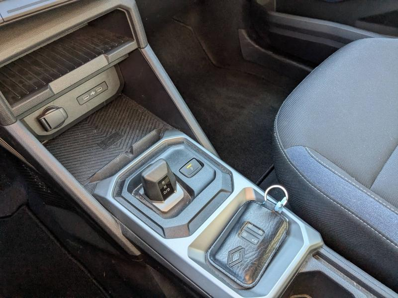 Photo 20 de l’annonce de DACIA Duster d’occasion à vendre à DRAGUIGNAN