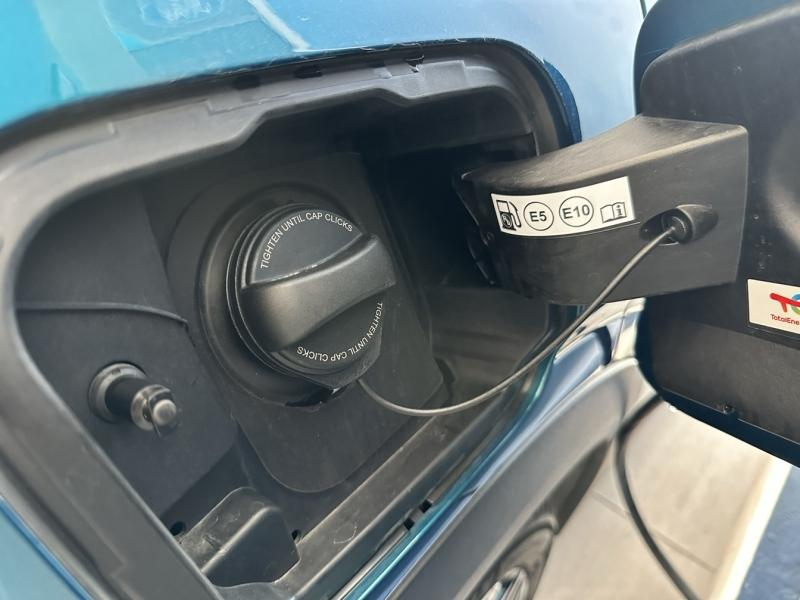 Photo 13 de l’annonce de PEUGEOT 3008 d’occasion à vendre à ORANGE