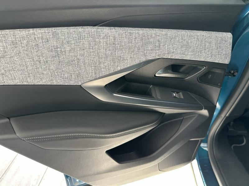 Photo 15 de l’annonce de PEUGEOT 3008 d’occasion à vendre à ORANGE