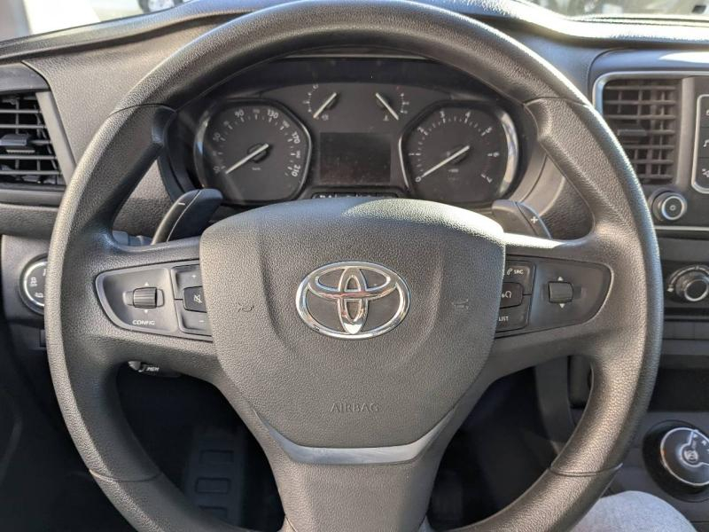 Photo 13 de l’annonce de TOYOTA ProAce VUL d’occasion à vendre à AIX-EN-PROVENCE