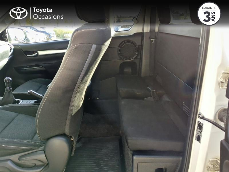 Photo 12 de l’annonce de TOYOTA Hilux VUL d’occasion à vendre à ARLES