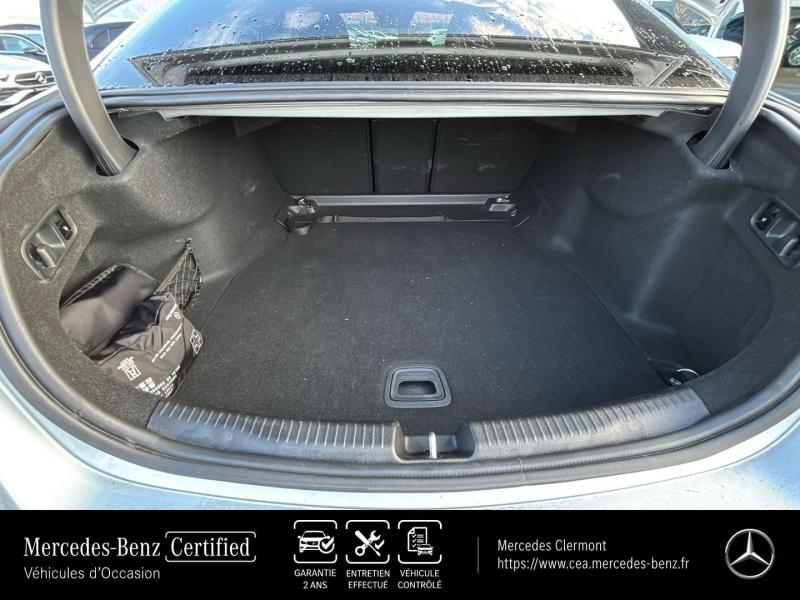 Photo 15 de l’annonce de MERCEDES-BENZ Classe C d’occasion à vendre à AUBIÈRE
