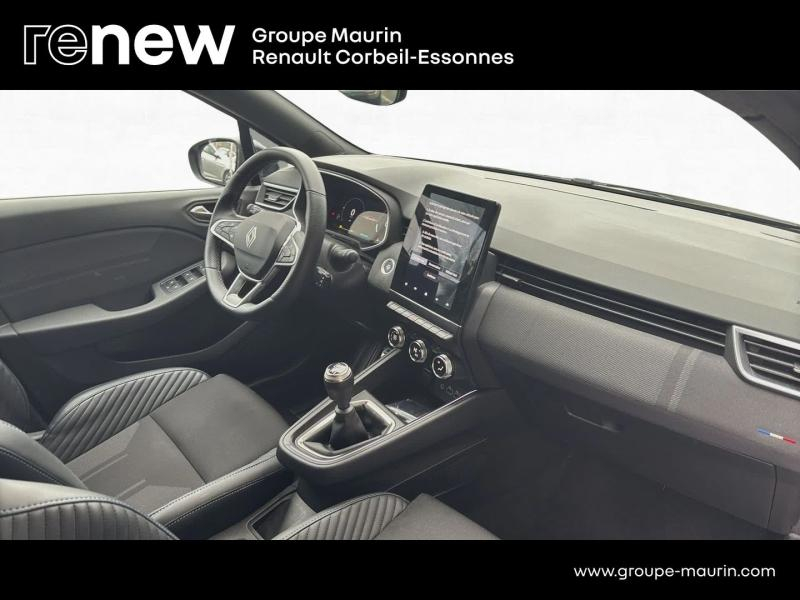 Photo 20 de l’annonce de RENAULT Clio d’occasion à vendre à CORBEIL-ESSONNES