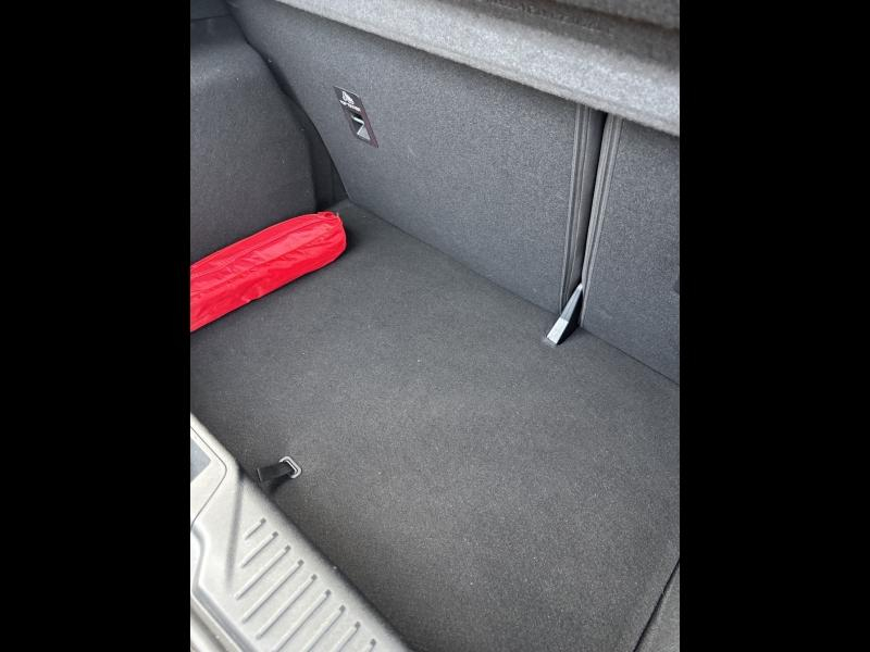 Photo 11 de l’annonce de FORD Fiesta d’occasion à vendre à TOULON