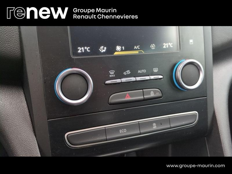 Photo 17 de l’annonce de RENAULT Megane d’occasion à vendre à CHENNEVIÈRES-SUR-MARNE