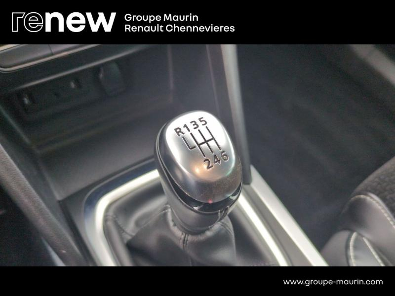 Photo 18 de l’annonce de RENAULT Megane d’occasion à vendre à CHENNEVIÈRES-SUR-MARNE