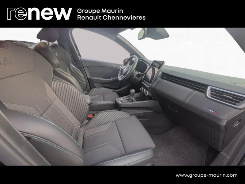 Photo 15 de l’annonce de RENAULT Clio d’occasion à vendre à CHENNEVIÈRES-SUR-MARNE