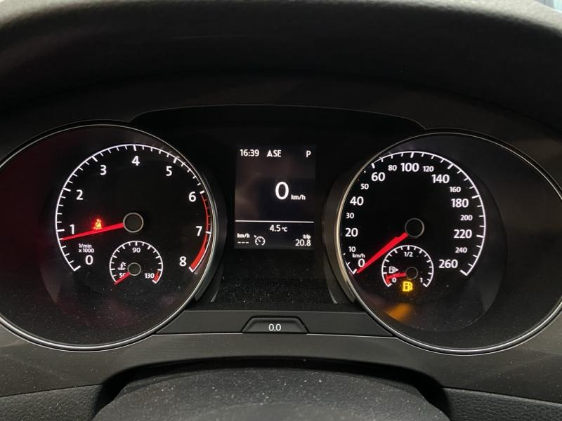 Photo 12 de l’annonce de VOLKSWAGEN Golf Sportsvan d’occasion à vendre à PAYS DE GEX