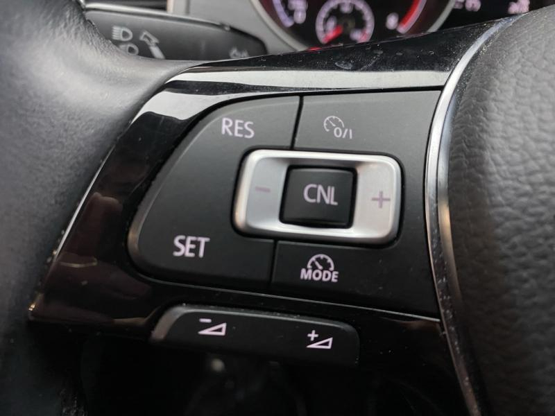 Photo 13 de l’annonce de VOLKSWAGEN Golf Sportsvan d’occasion à vendre à PAYS DE GEX