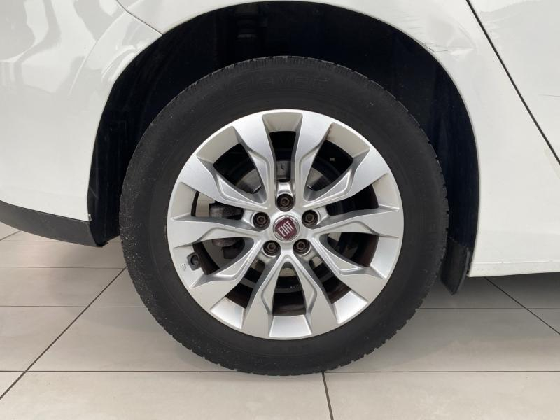 Photo 5 de l’annonce de FIAT Tipo d’occasion à vendre à PAYS DE GEX