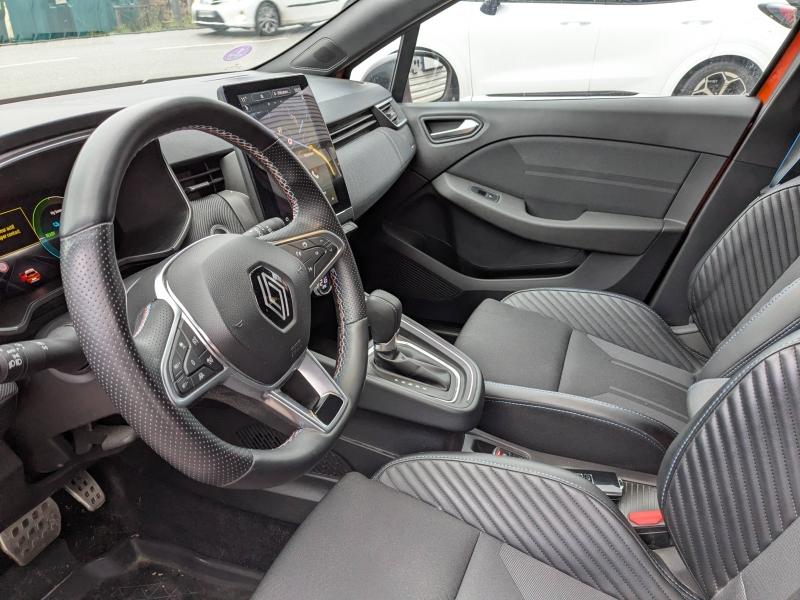 Photo 8 de l’annonce de RENAULT Clio d’occasion à vendre à MANOSQUE