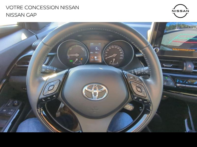 Photo 15 de l’annonce de TOYOTA C-HR d’occasion à vendre à GAP