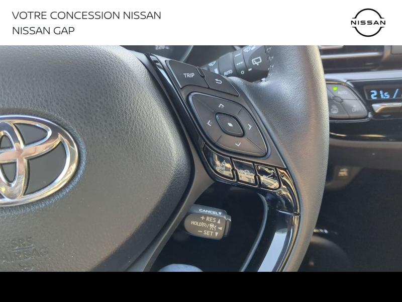Photo 20 de l’annonce de TOYOTA C-HR d’occasion à vendre à GAP