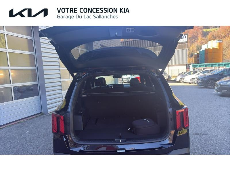 Photo 16 de l’annonce de KIA Sorento d’occasion à vendre à SALLANCHES