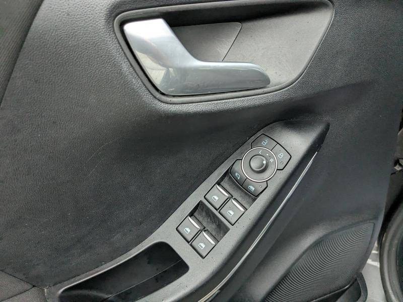 Photo 7 de l’annonce de FORD Puma d’occasion à vendre à LA VALETTE