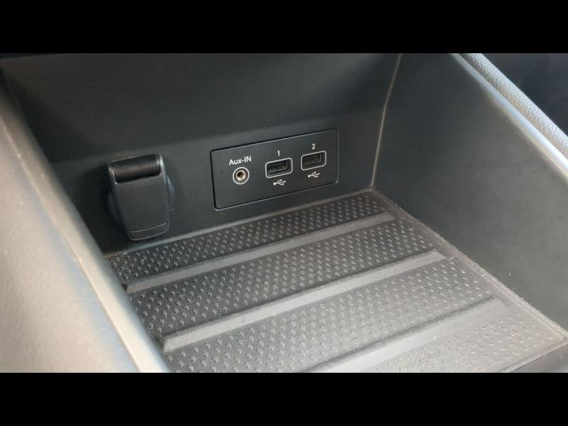 Photo 18 de l’annonce de RENAULT Captur d’occasion à vendre à NÎMES