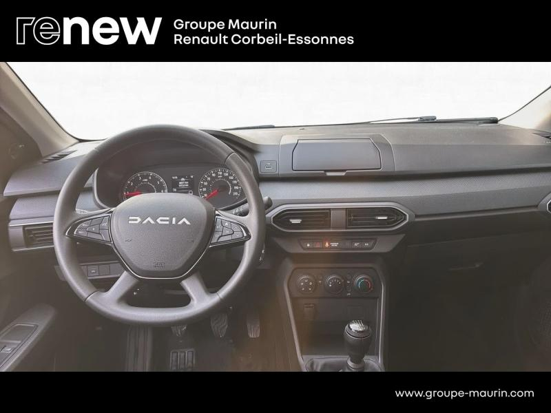 Photo 14 de l’annonce de DACIA Jogger d’occasion à vendre à CORBEIL-ESSONNES