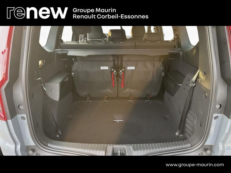 Photo 15 de l’annonce de DACIA Jogger d’occasion à vendre à CORBEIL-ESSONNES