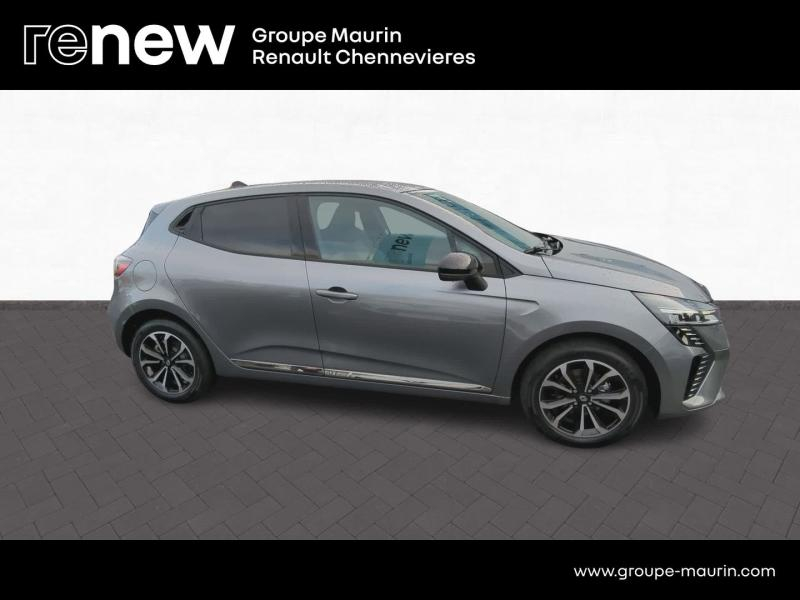 Photo 4 de l’annonce de RENAULT Clio d’occasion à vendre à CHENNEVIÈRES-SUR-MARNE