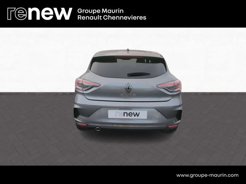Photo 6 de l’annonce de RENAULT Clio d’occasion à vendre à CHENNEVIÈRES-SUR-MARNE