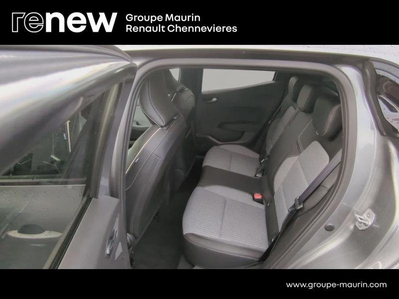 Photo 17 de l’annonce de RENAULT Clio d’occasion à vendre à CHENNEVIÈRES-SUR-MARNE