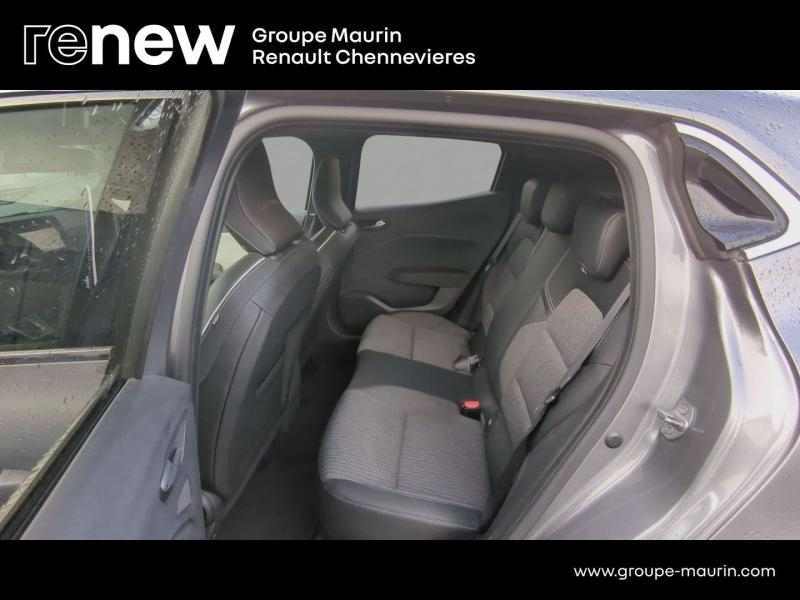 Photo 9 de l’annonce de RENAULT Clio d’occasion à vendre à CHENNEVIÈRES-SUR-MARNE