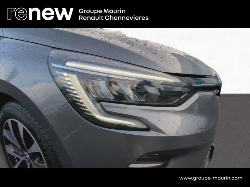 Photo 18 de l’annonce de RENAULT Clio d’occasion à vendre à CHENNEVIÈRES-SUR-MARNE