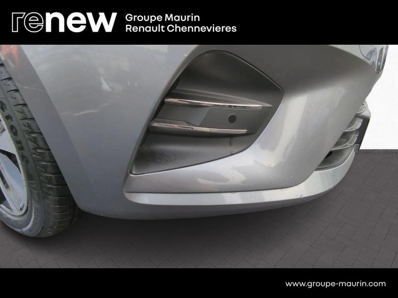 Photo 19 de l’annonce de RENAULT Clio d’occasion à vendre à CHENNEVIÈRES-SUR-MARNE