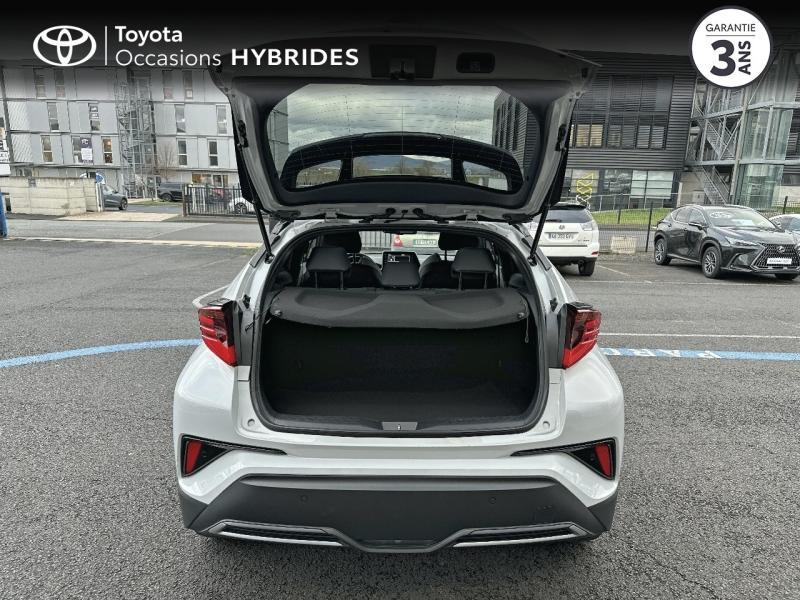 Photo 10 de l’annonce de TOYOTA C-HR d’occasion à vendre à AUBIÈRE