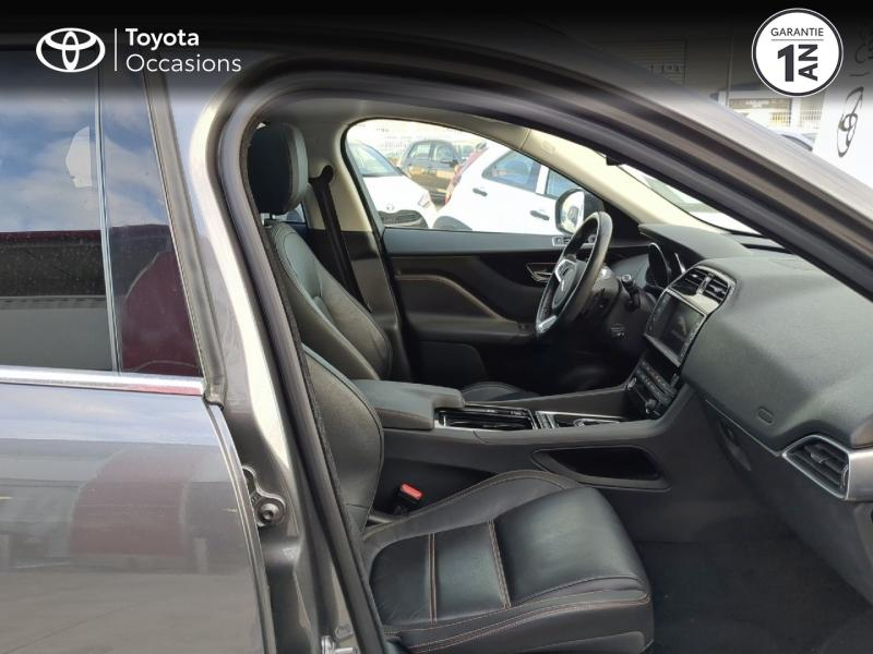 Photo 7 de l’annonce de JAGUAR F-Pace d’occasion à vendre à SÈTE