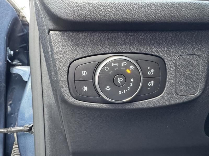 Photo 14 de l’annonce de FORD Focus d’occasion à vendre à NARBONNE