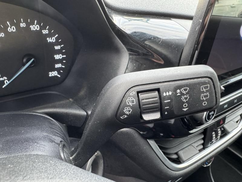 Photo 16 de l’annonce de FORD Fiesta d’occasion à vendre à NARBONNE