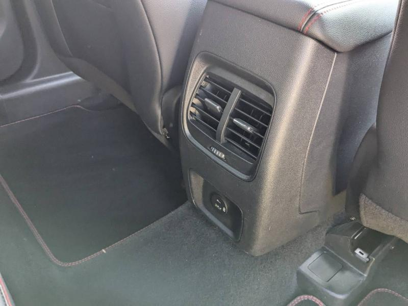 Photo 9 de l’annonce de FORD Kuga d’occasion à vendre à AIX-EN-PROVENCE