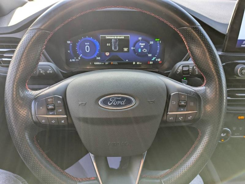 Photo 17 de l’annonce de FORD Kuga d’occasion à vendre à AIX-EN-PROVENCE