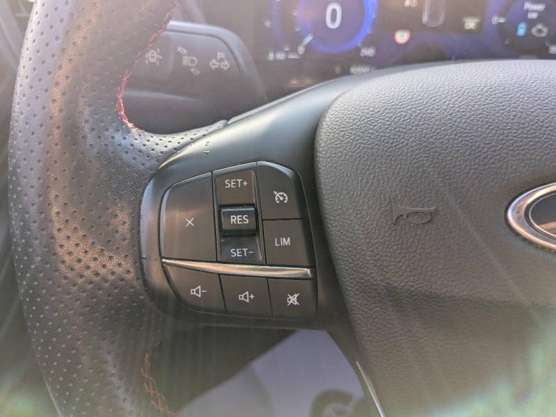 Photo 18 de l’annonce de FORD Kuga d’occasion à vendre à AIX-EN-PROVENCE