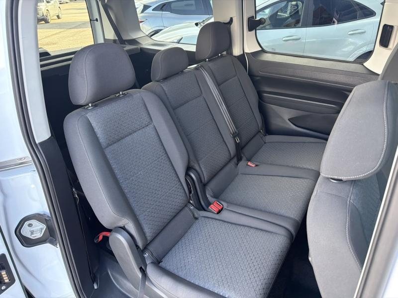 Photo 10 de l’annonce de FORD Grd Tourneo Connect d’occasion à vendre à VITROLLES