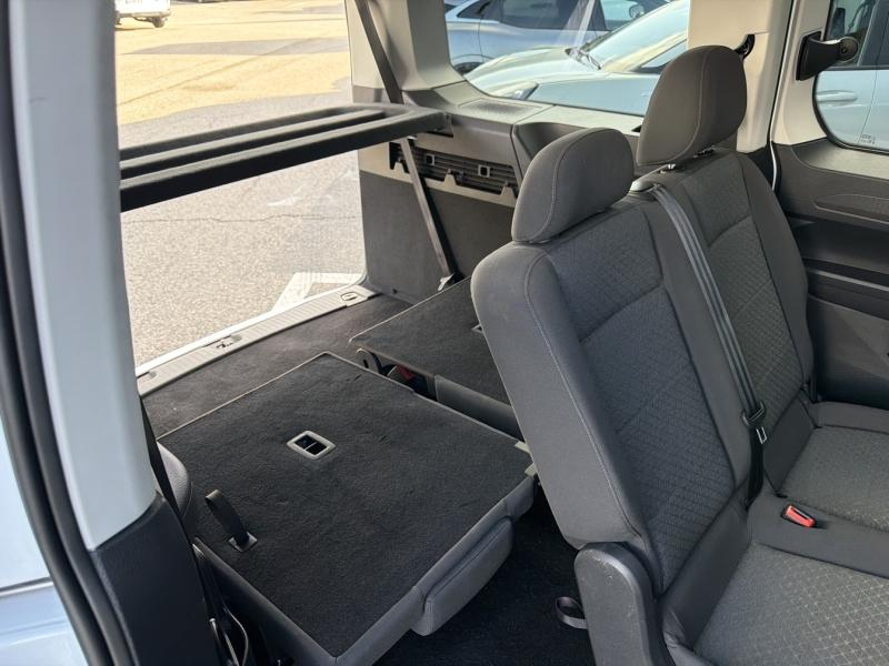 Photo 11 de l’annonce de FORD Grd Tourneo Connect d’occasion à vendre à VITROLLES