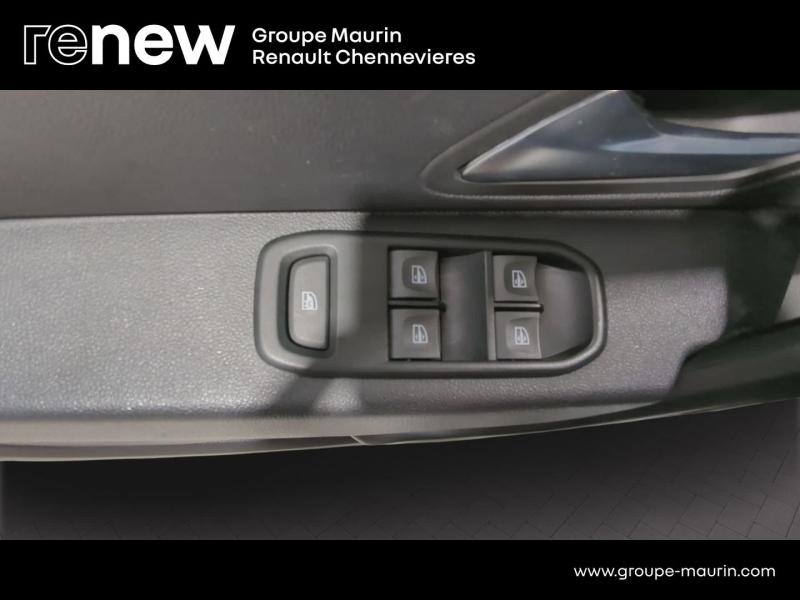 Photo 14 de l’annonce de DACIA Duster d’occasion à vendre à CHENNEVIÈRES-SUR-MARNE