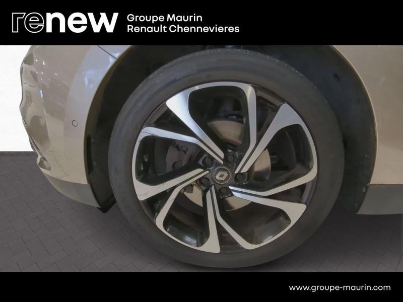 Photo 9 de l’annonce de RENAULT Scenic d’occasion à vendre à CHENNEVIÈRES-SUR-MARNE